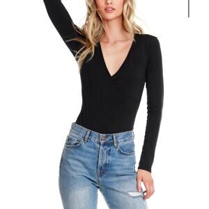 Bobi Black Long Sleeve Surplice V-Neck Long Sleeve Bodysuit Size Medium NWT